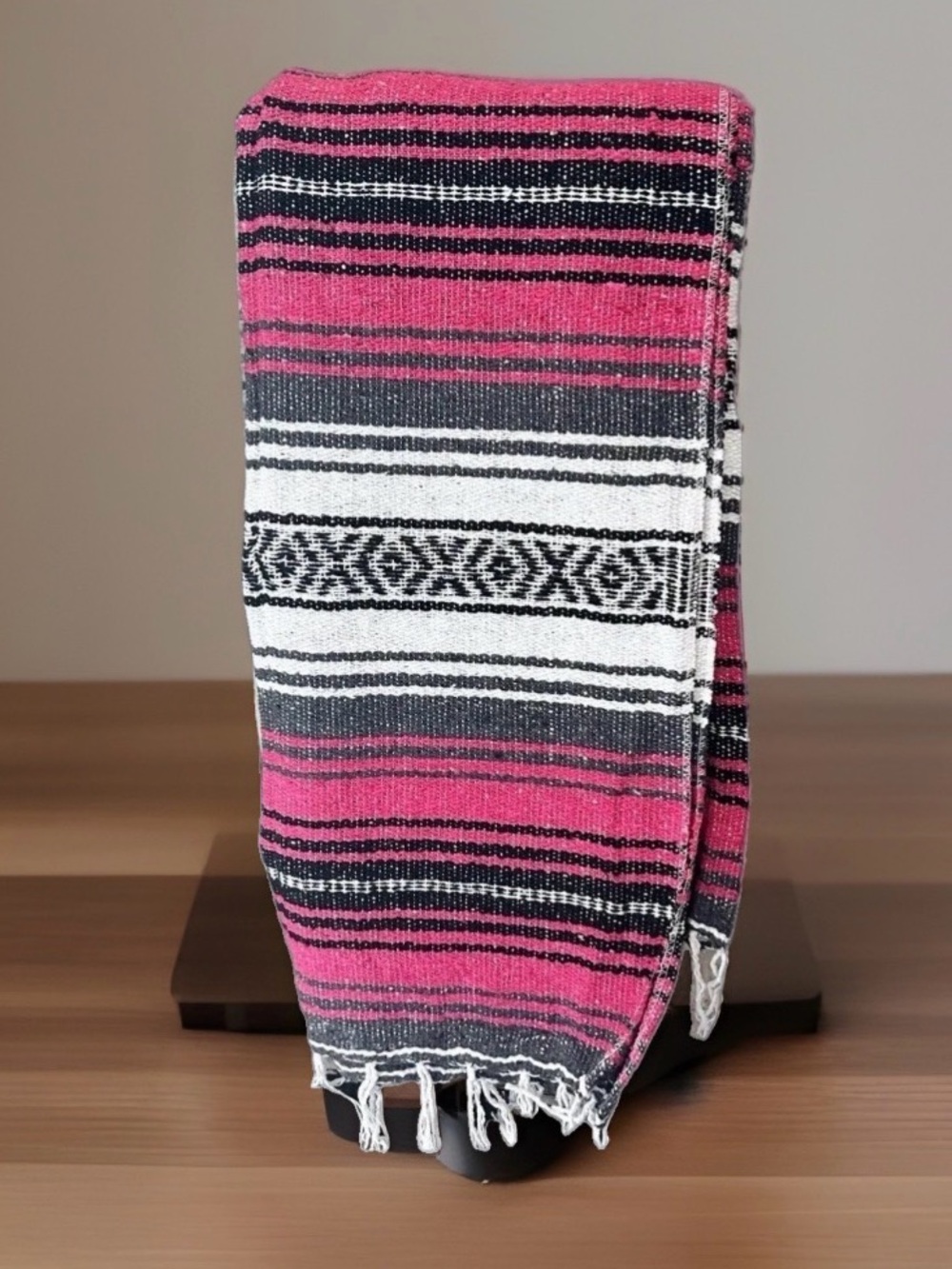 NWOT 72x48 Mexican Woven Serape w/ Fringe Pink Blanket Great for Camping or Yoga